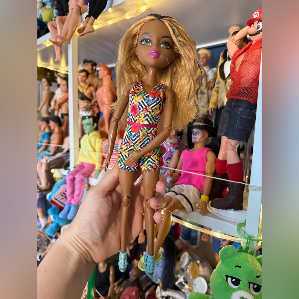 OOAK BRATZ SASHA ARTICULATED MADE TO MOVE REDRESSED AFRICAN AMERICAN